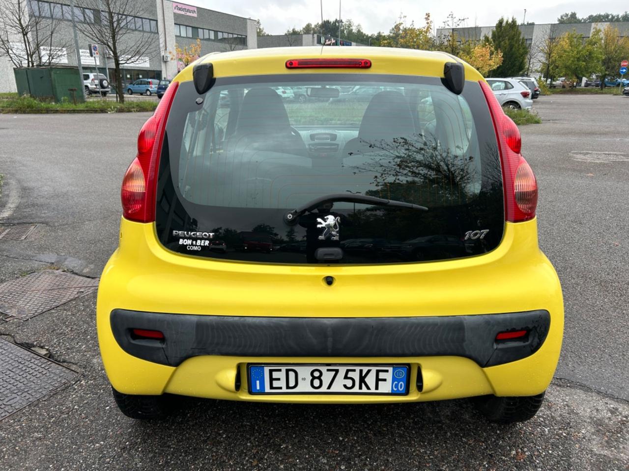 Peugeot 107 1.0 68CV 3p. Desir