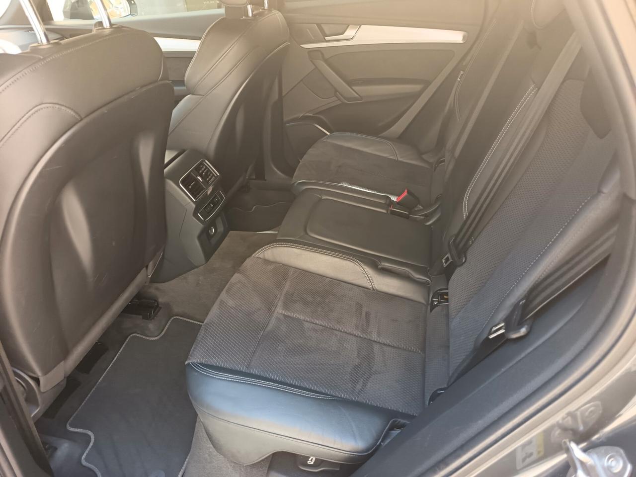 Audi Q5 50- 3.0TDI S line S-Tronic Quattro - Full Optional