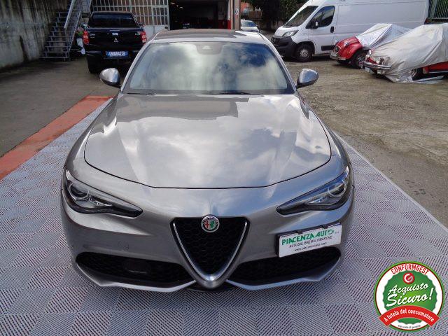 ALFA ROMEO Giulia 2.2 Turbodiesel 210 CV AT8 AWD Q4 Veloce