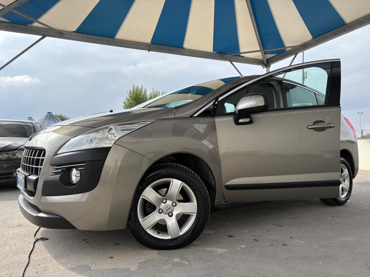 Peugeot 3008 1.6 HDi 110CV Tecno