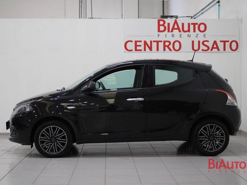 Lancia Ypsilon Ypsilon 1.0 firefly hybrid Gold s&s 70cv 5p.ti
