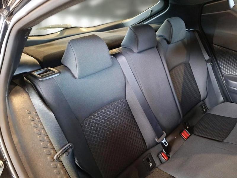 TOYOTA C-HR 1.8H 98CV E-CVT Business