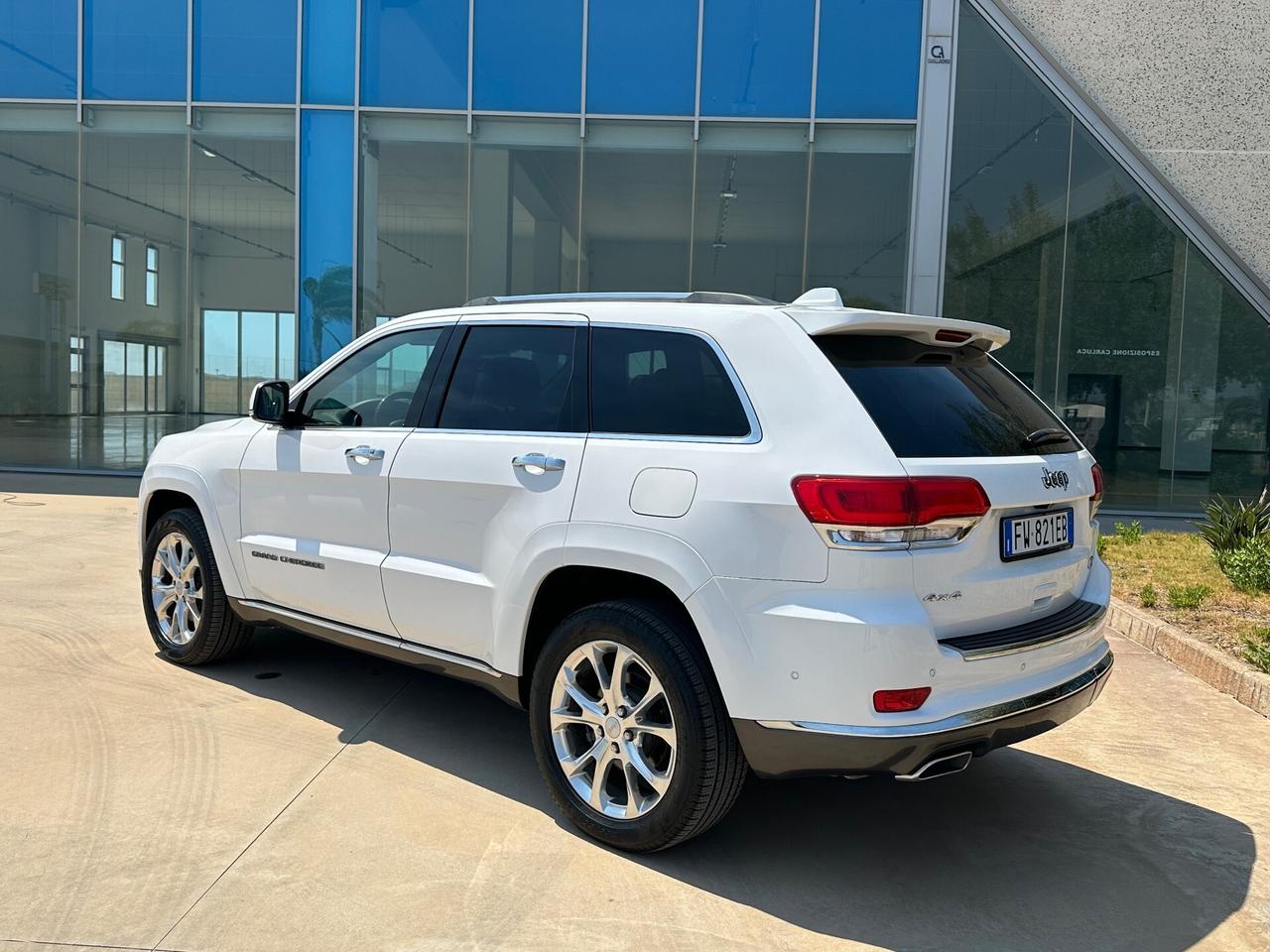Jeep Grand Cherokee 3.0 V6 Summit offerta T-Stock prezzo imperdibile