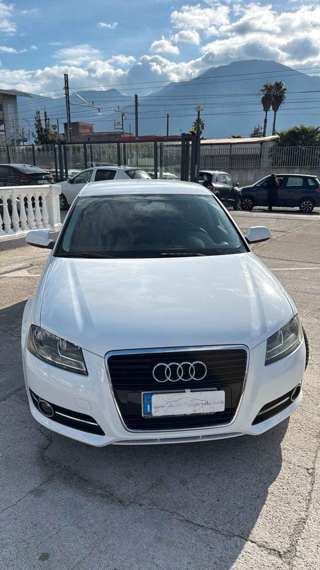 Audi A3 SPB 1.6 TDI 105 CV CR Ambiente
