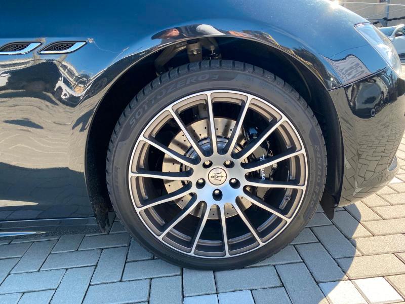 Maserati Ghibli 3.0 V6 Modena 430cv awd auto