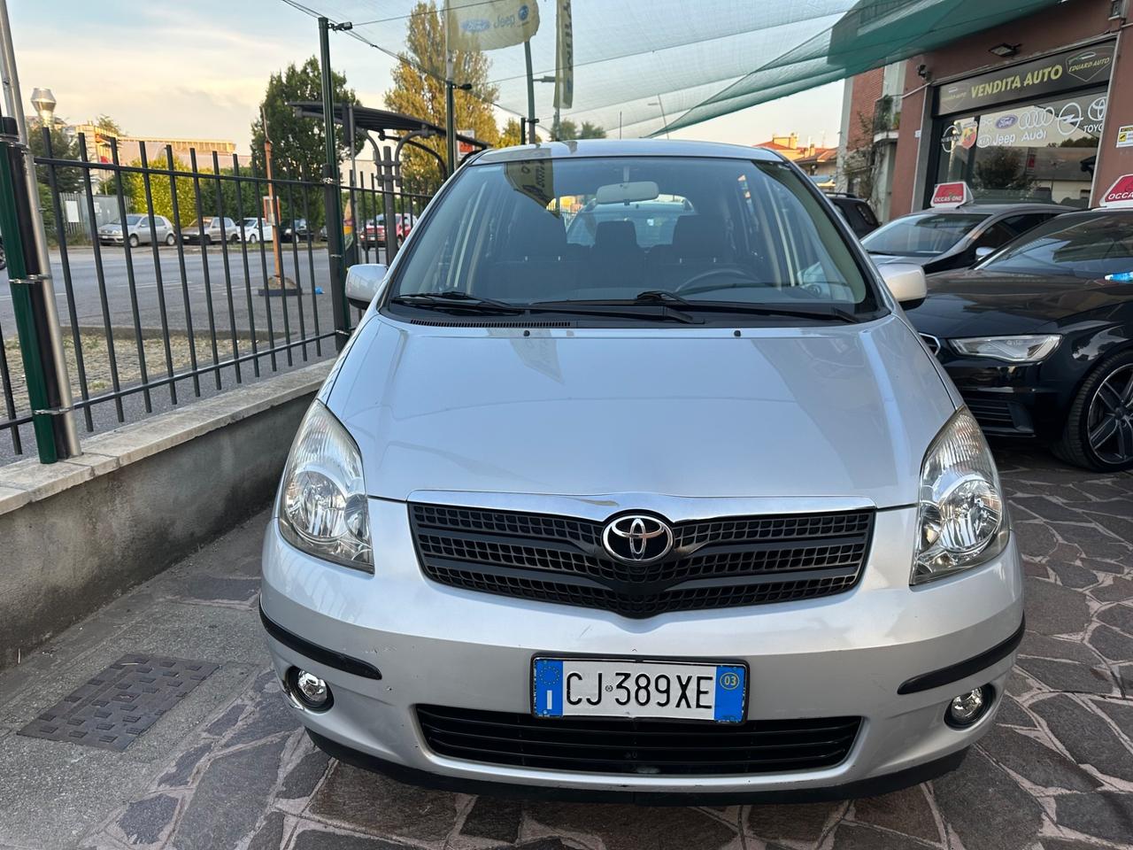 Toyota Corolla Verso 1.6 16V