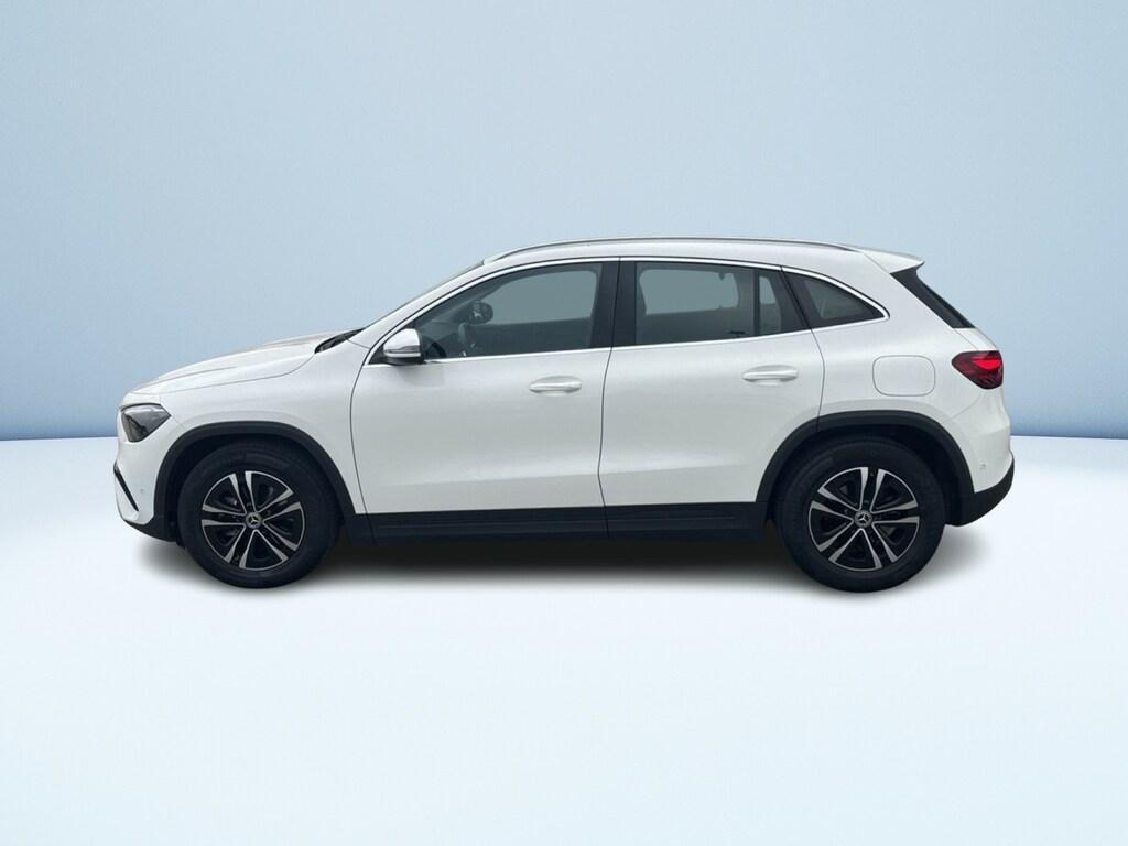 Mercedes GLA 180 180 D Advanced 8G-DCT