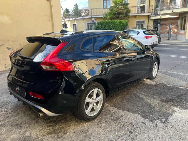 VOLVO V40 D2 Inscription