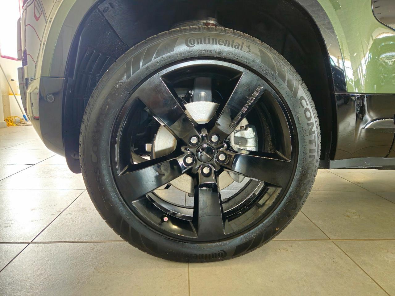 Land Rover Defender 110 3.0D I6 250 CV AWD Auto X-Dynamic SE