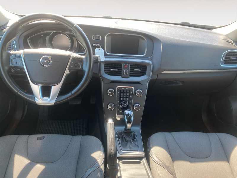 VOLVO V40 Cross Country 2.0 d2 BuS. PLuS GearTr.