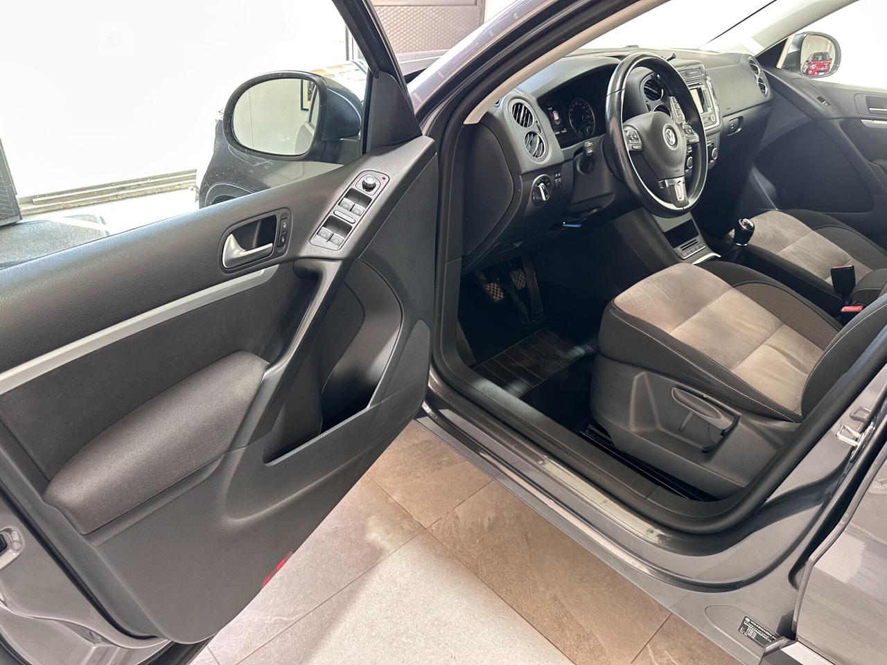 Volkswagen Tiguan 2.0 TDI 140 CV - PERFETTA - DA V