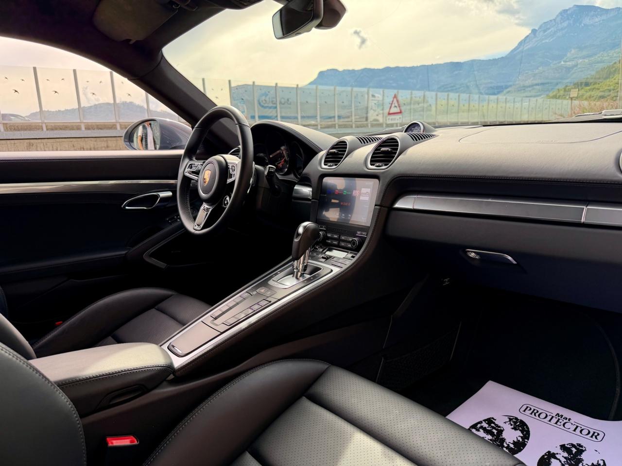 Porsche 718 Cayman 2.0 Style Edition PDK 14.000 KM