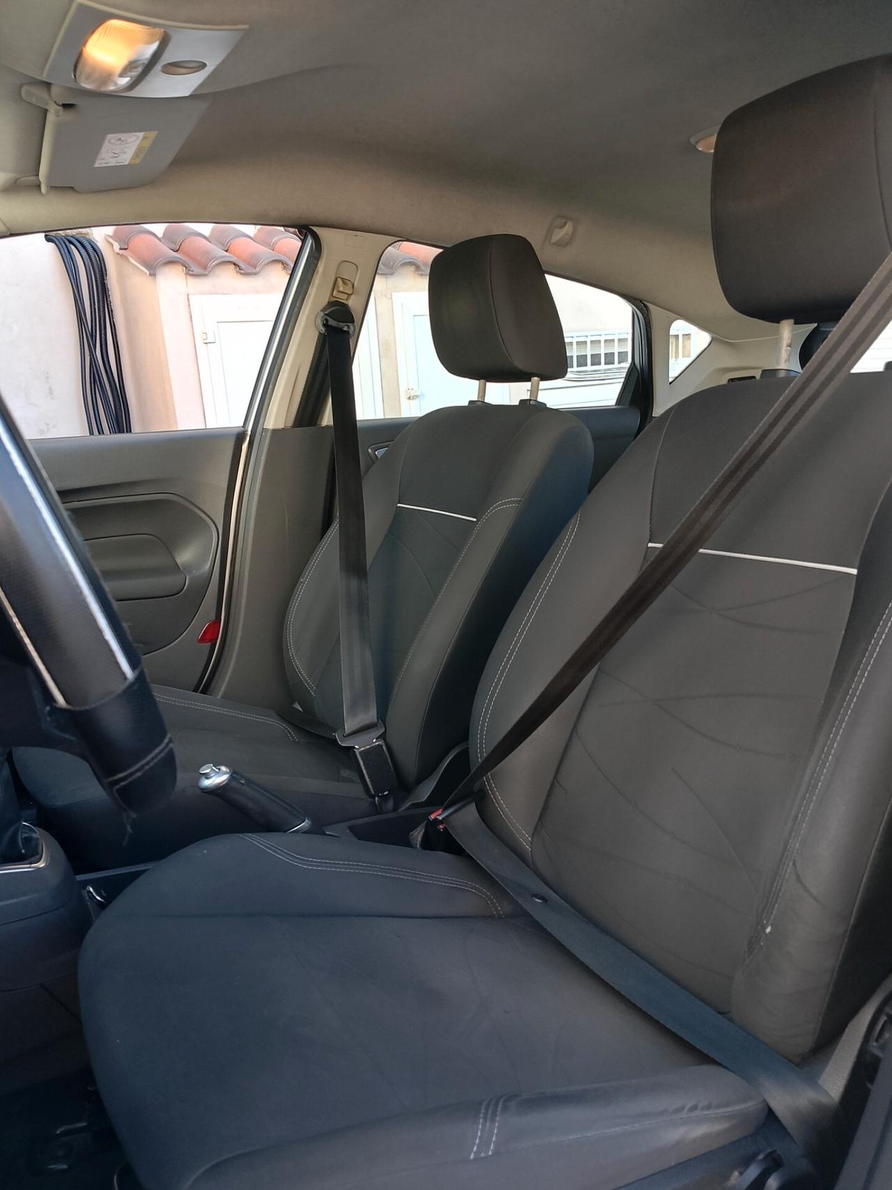 Ford Fiesta 1.2 60CV 5 porte Titanium
