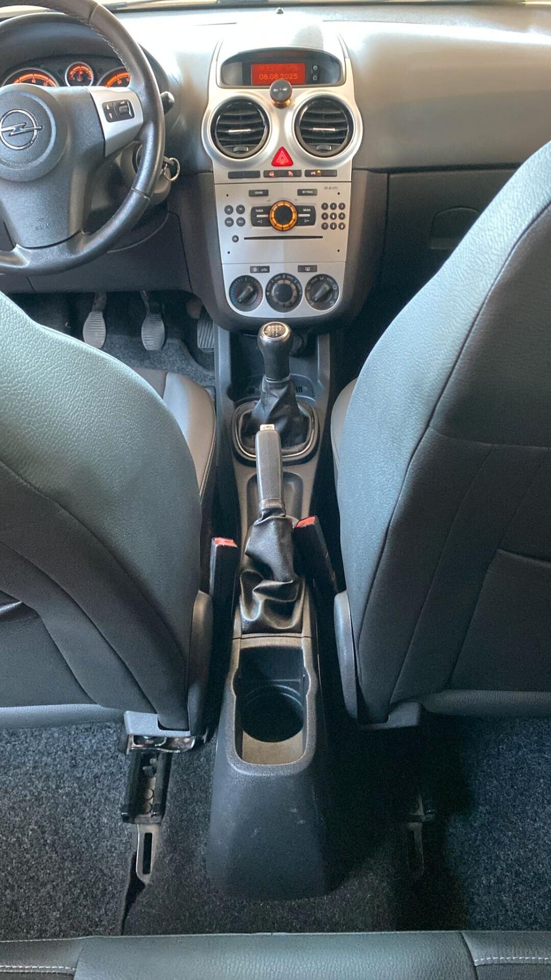 Opel Corsa 1.2 85CV 5 porte GPL-TECH Edition