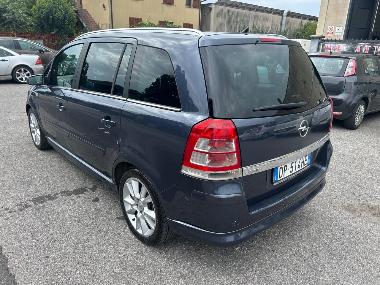 Opel Zafira Cosmo