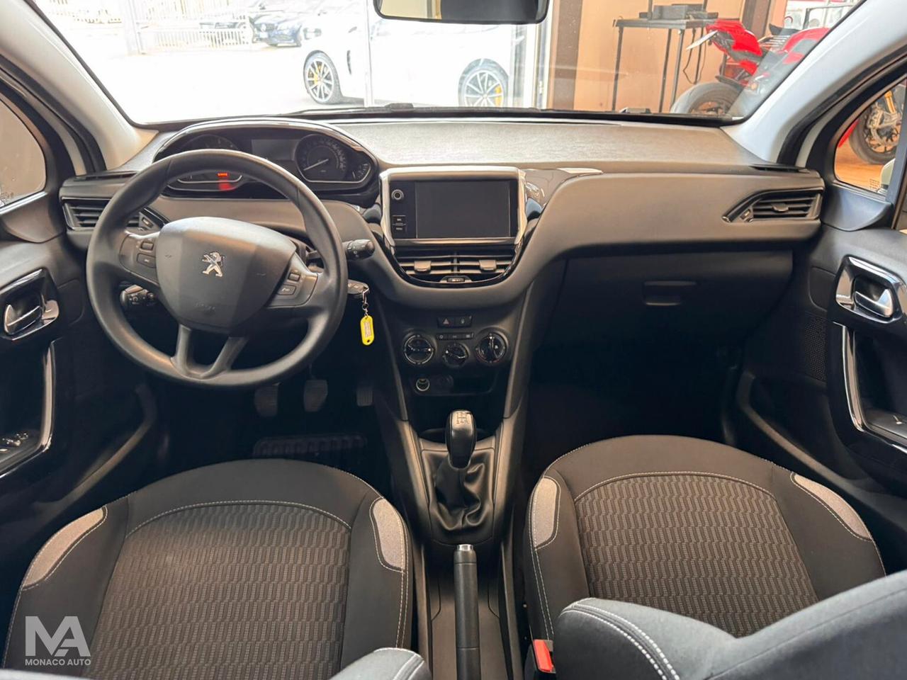 Peugeot 208 1.4 HDi 68 cv Active 2015