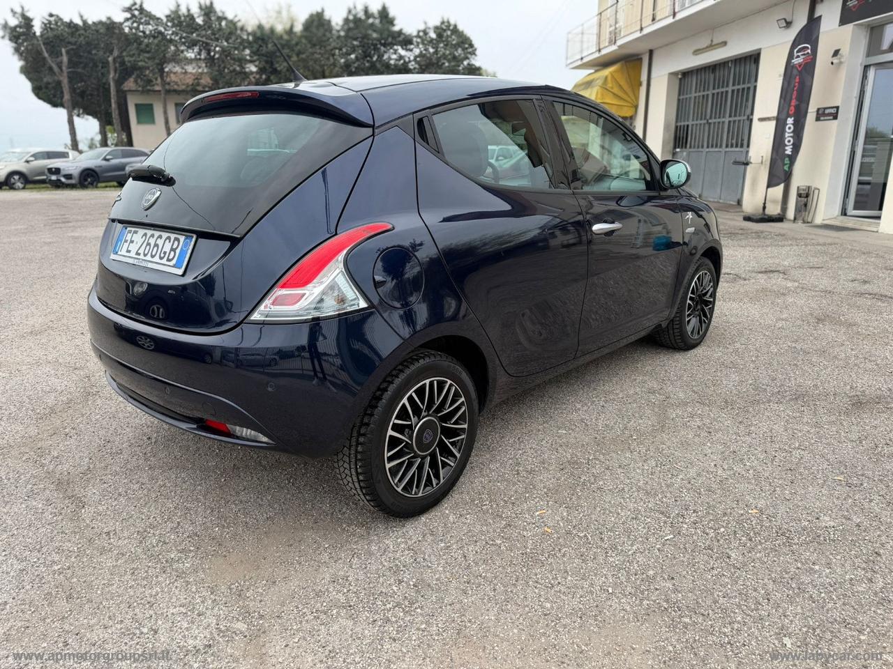 LANCIA Ypsilon 1.2 69 CV 5p. Mya