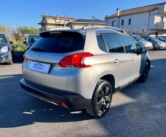 Peugeot 2008 1.6 bluehdi Black Matt 100cv