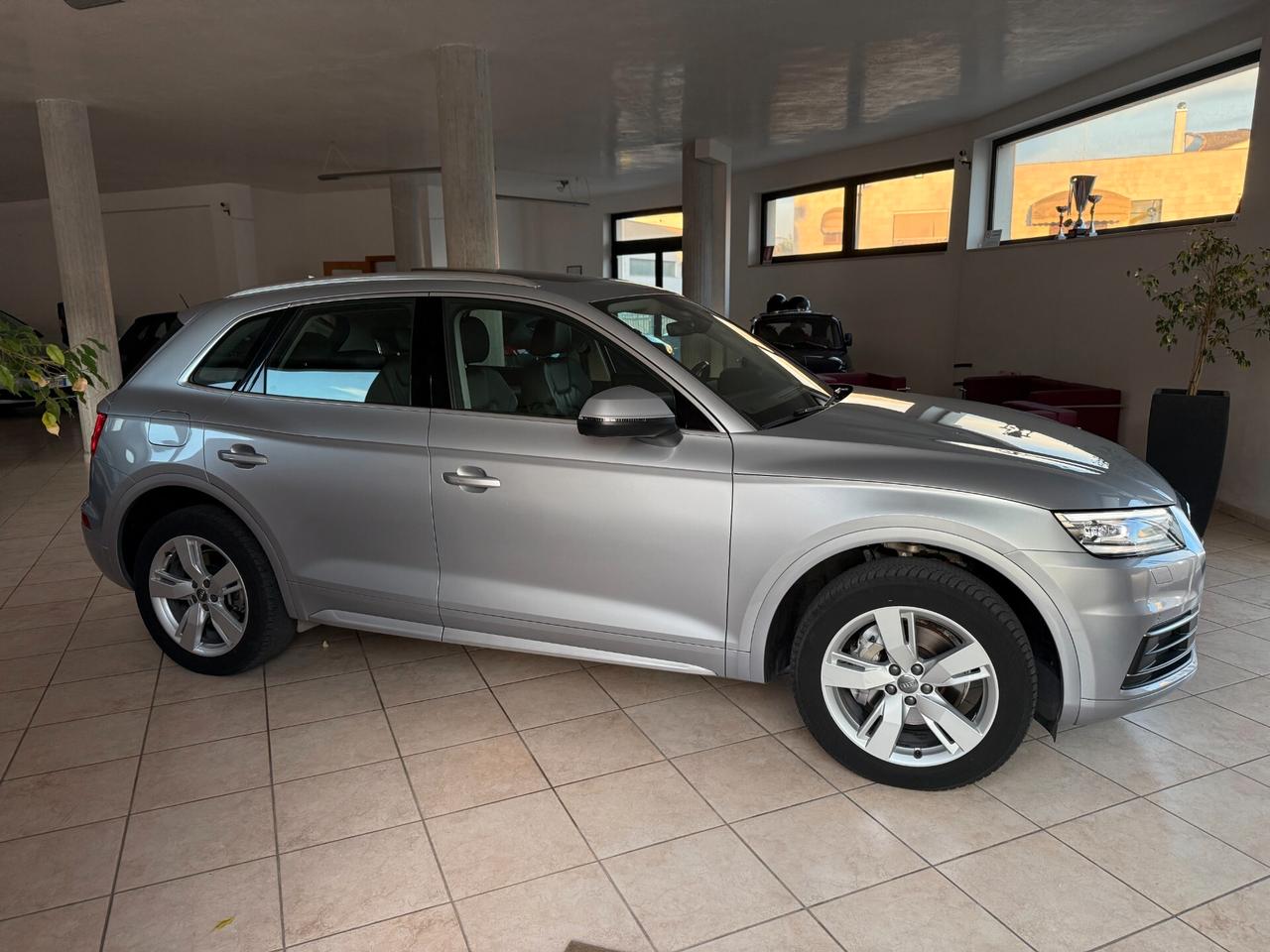 Audi Q5 40 TDI quattro S tronic Sport Tetto Pelle