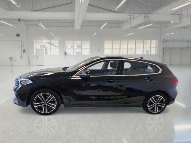 BMW 116 i 5p. Advantage