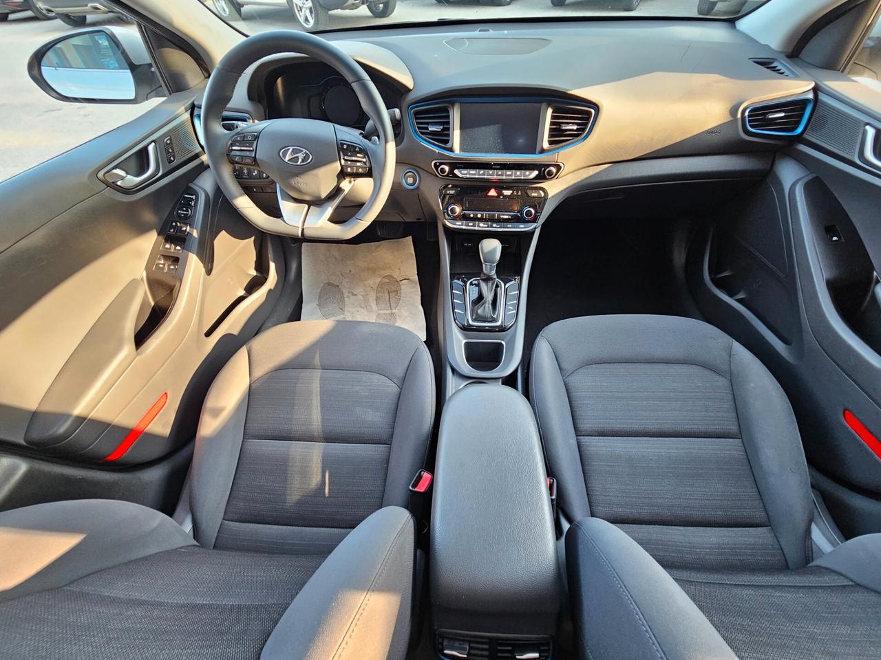 Hyundai Ioniq 1.6 Hybrid DCT Style
