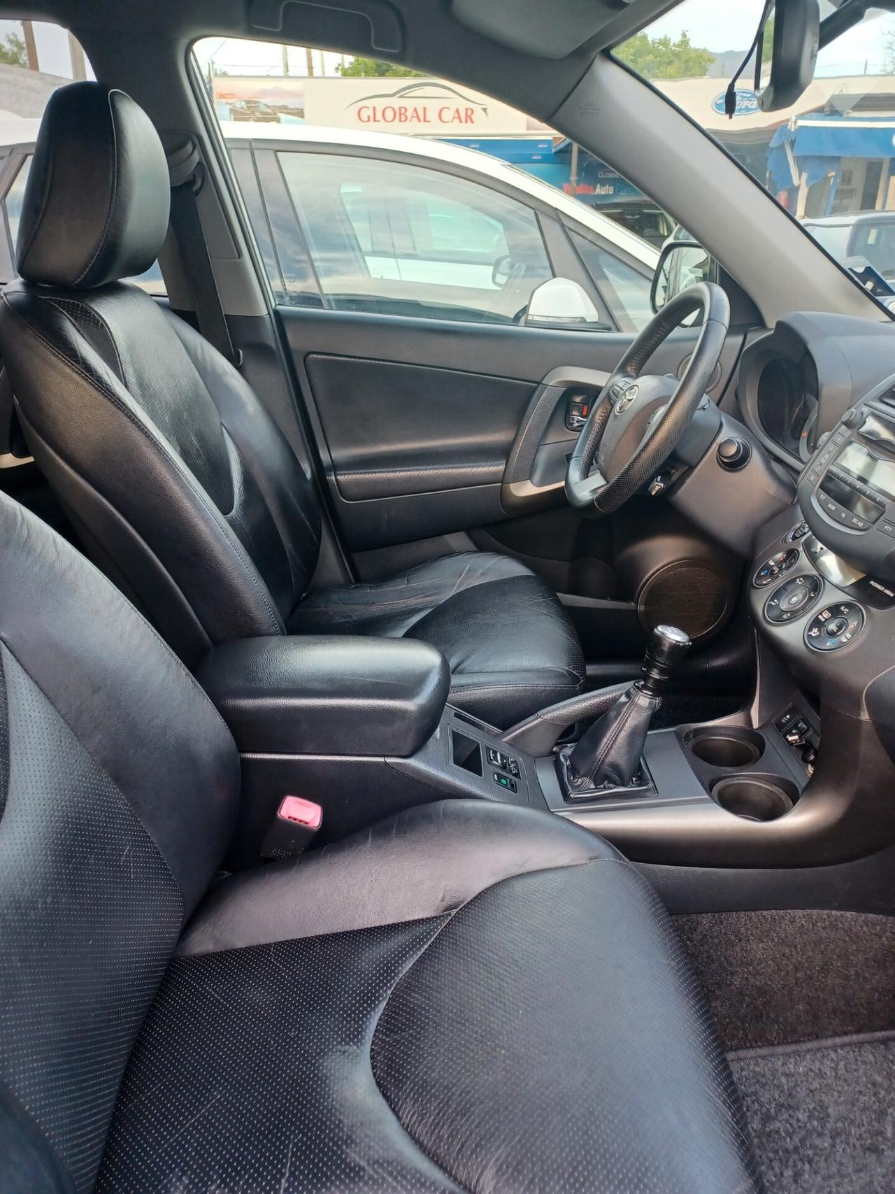 Toyota RAV 4 2.2 D-4D 150 CV Luxury
