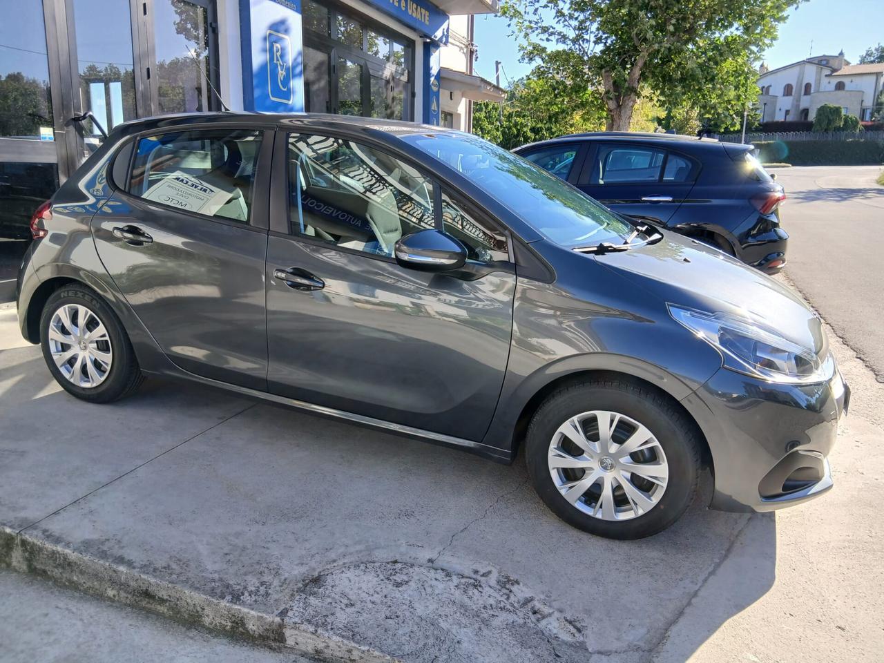 Peugeot 208 BlueHDi 75 S&S 5 porte Active