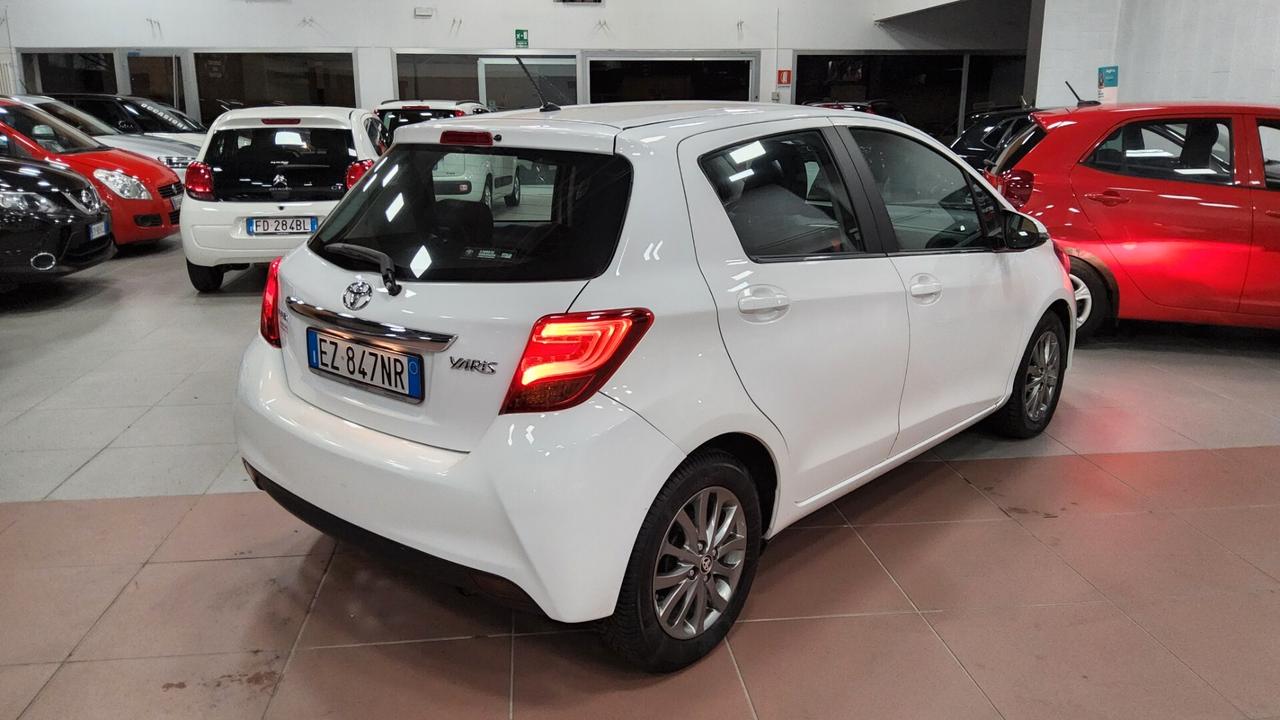 Toyota Yaris 1.0 5 porte Lounge