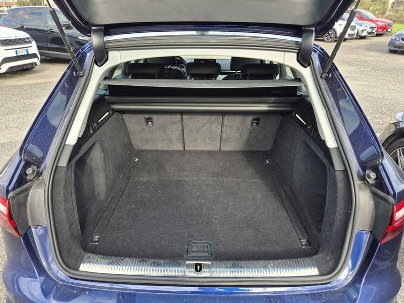 Audi A4 2.0 30 TDI 100KW BUSIN ADVAN. S TRONIC