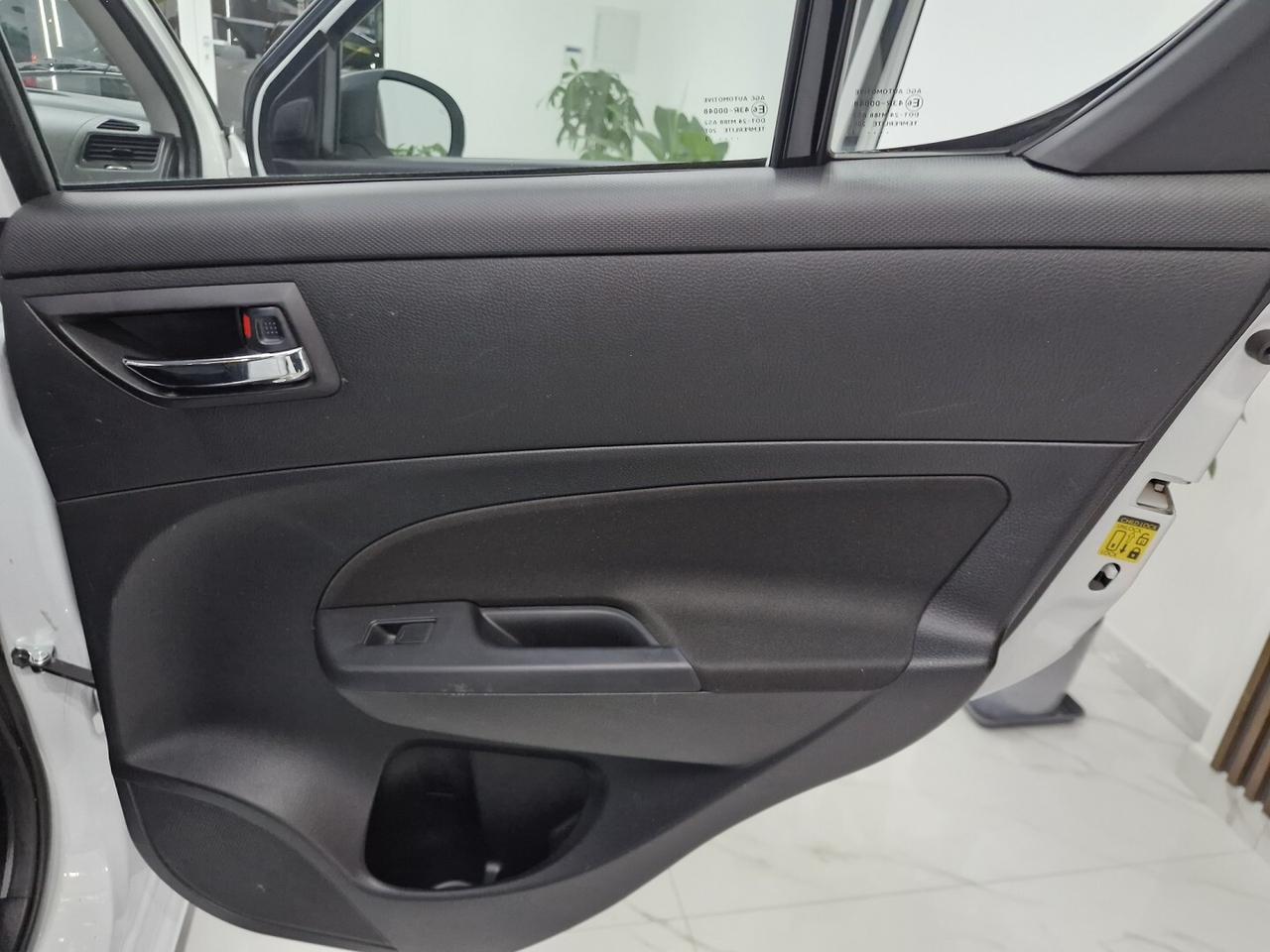 SUZUKI SWIFT 1.2 VVT 4WD GPL ANNO 2013