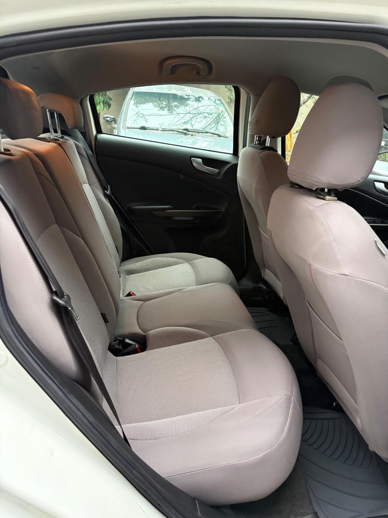 Alfa Romeo Giulietta 1.6 MJT 105cv splendente