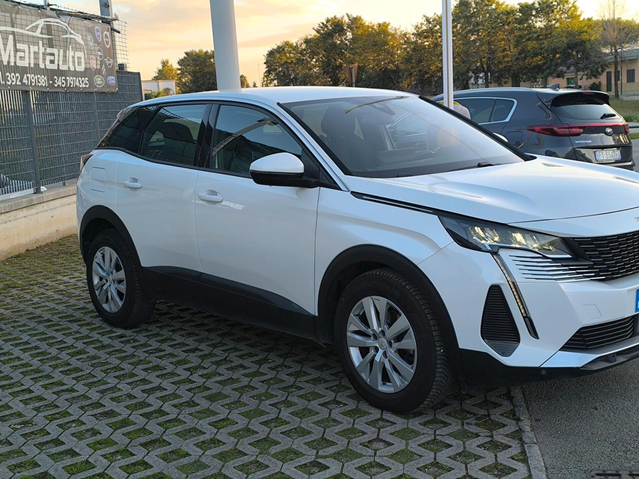 PEUGEOT 3008 EAT 1.5 HDI 130cv 03/2021 LED/NAVI/SENS.ANT/POST