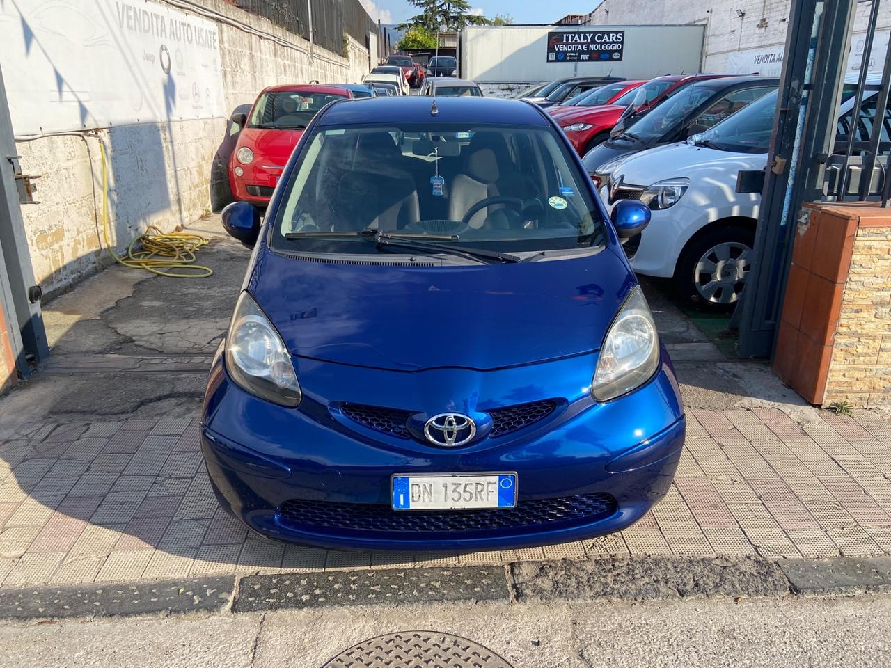 Toyota Aygo 1.0 12V VVT-i 5 porte AUTOMATICO