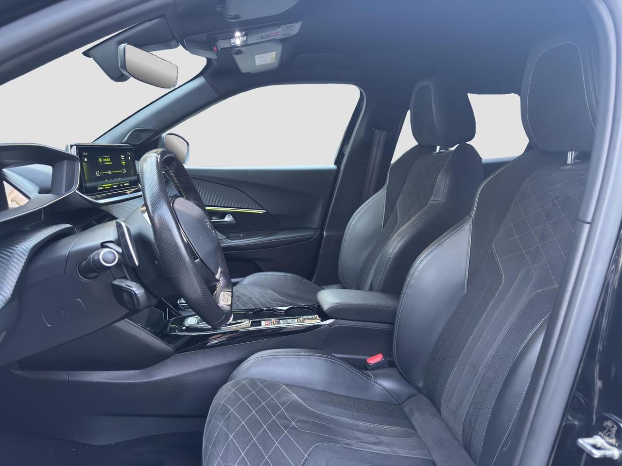 Peugeot 2008 1.2 puretech 130cv GT Pack 2021