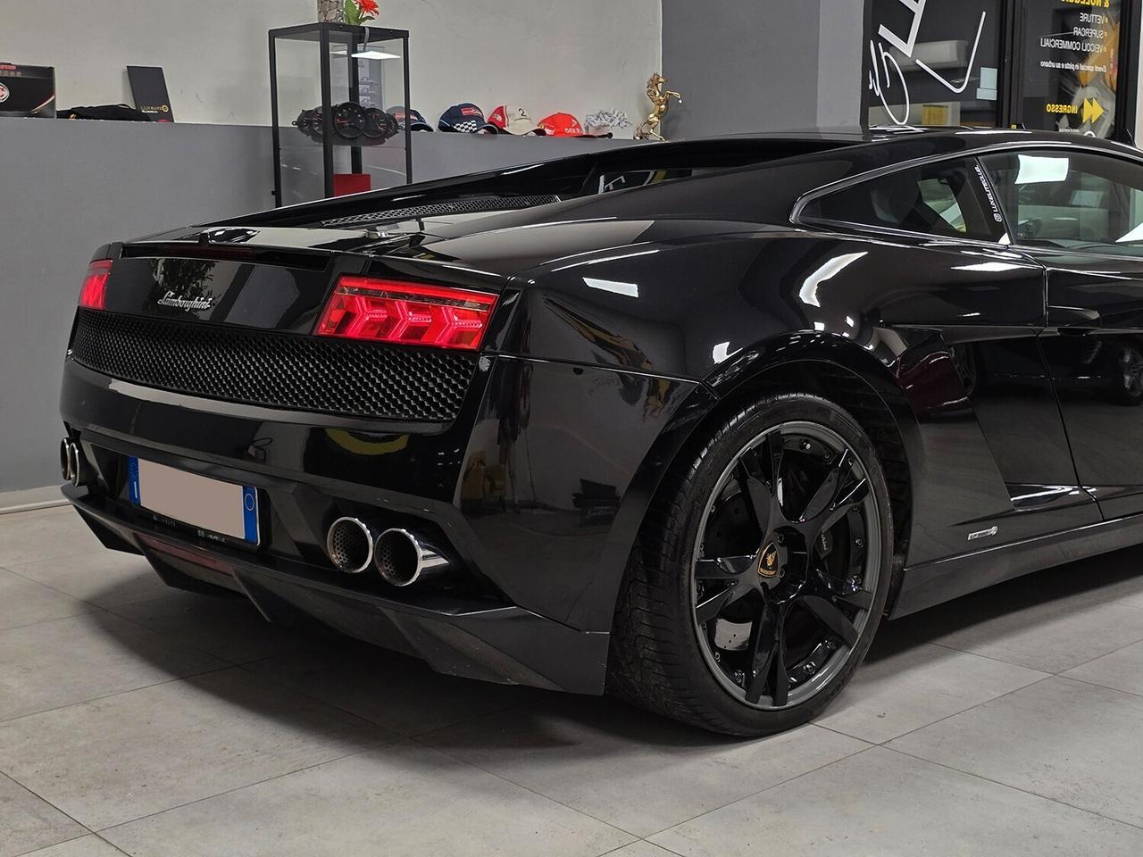 Lamborghini GALLARDO COUPE 5.2 V10 LP 560-4 E-GEAR FULL BLACK _ COMPLETAMENTE ORIGINALE _ ALCANTARA _ LIFT _ SERVICE BOOK _ CERCHI 19 CALLISTO