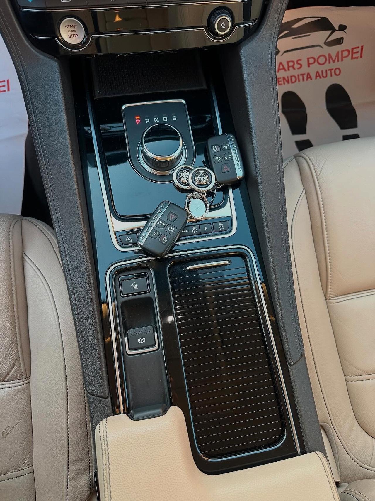 Jaguar F-Pace 2.0 D 180 CV AWD aut. Portfolio