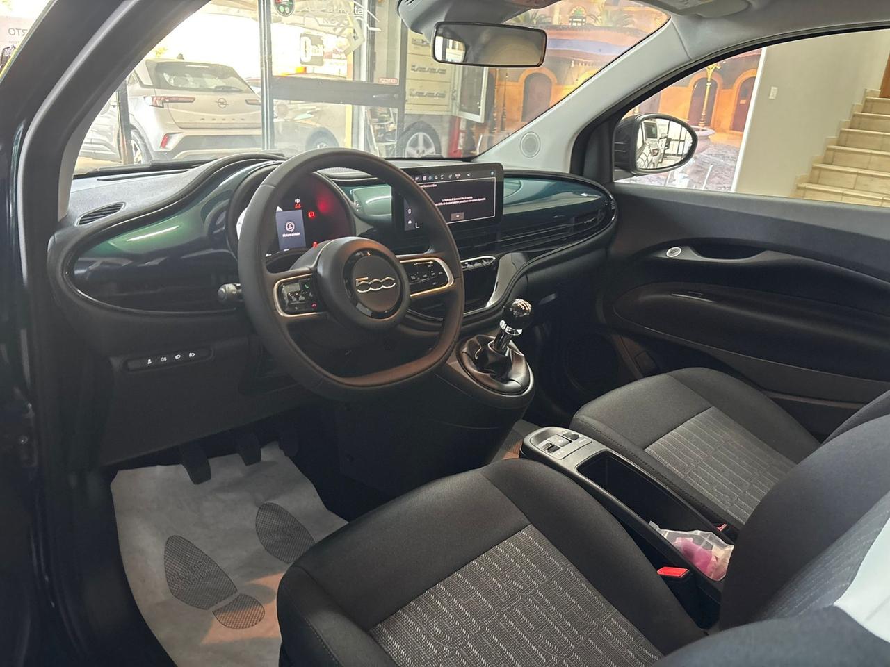 Fiat 500 Berlina Hybrid Icon