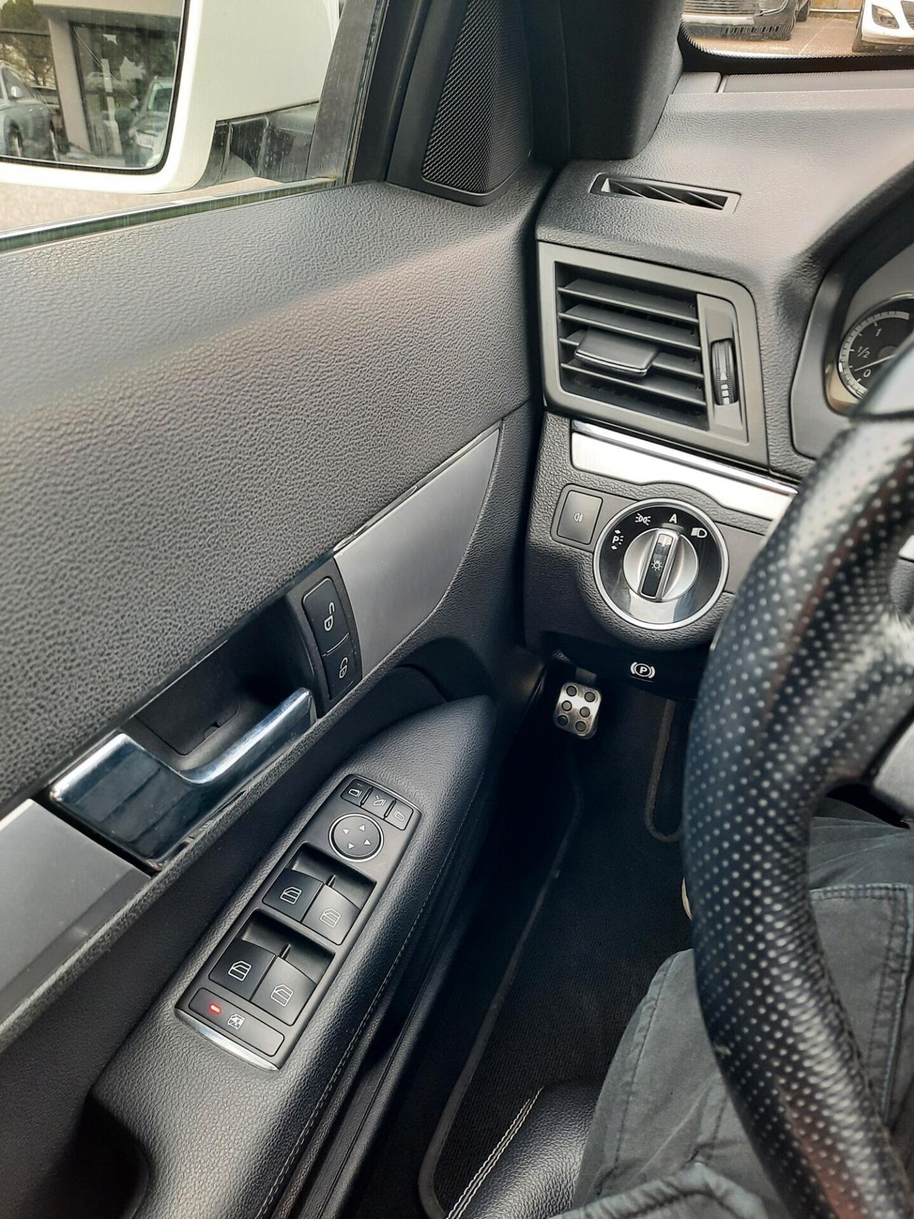 Mercedes-benz E 350 CDI AMG Coupé BlueEFFICIENCY Avantgarde