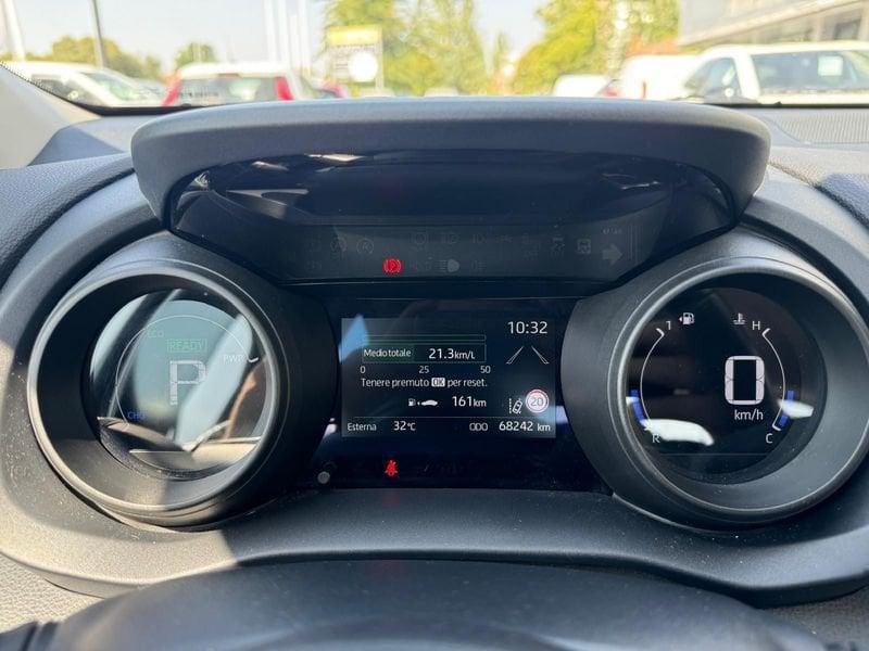 Toyota Yaris Hybrid Active MY22