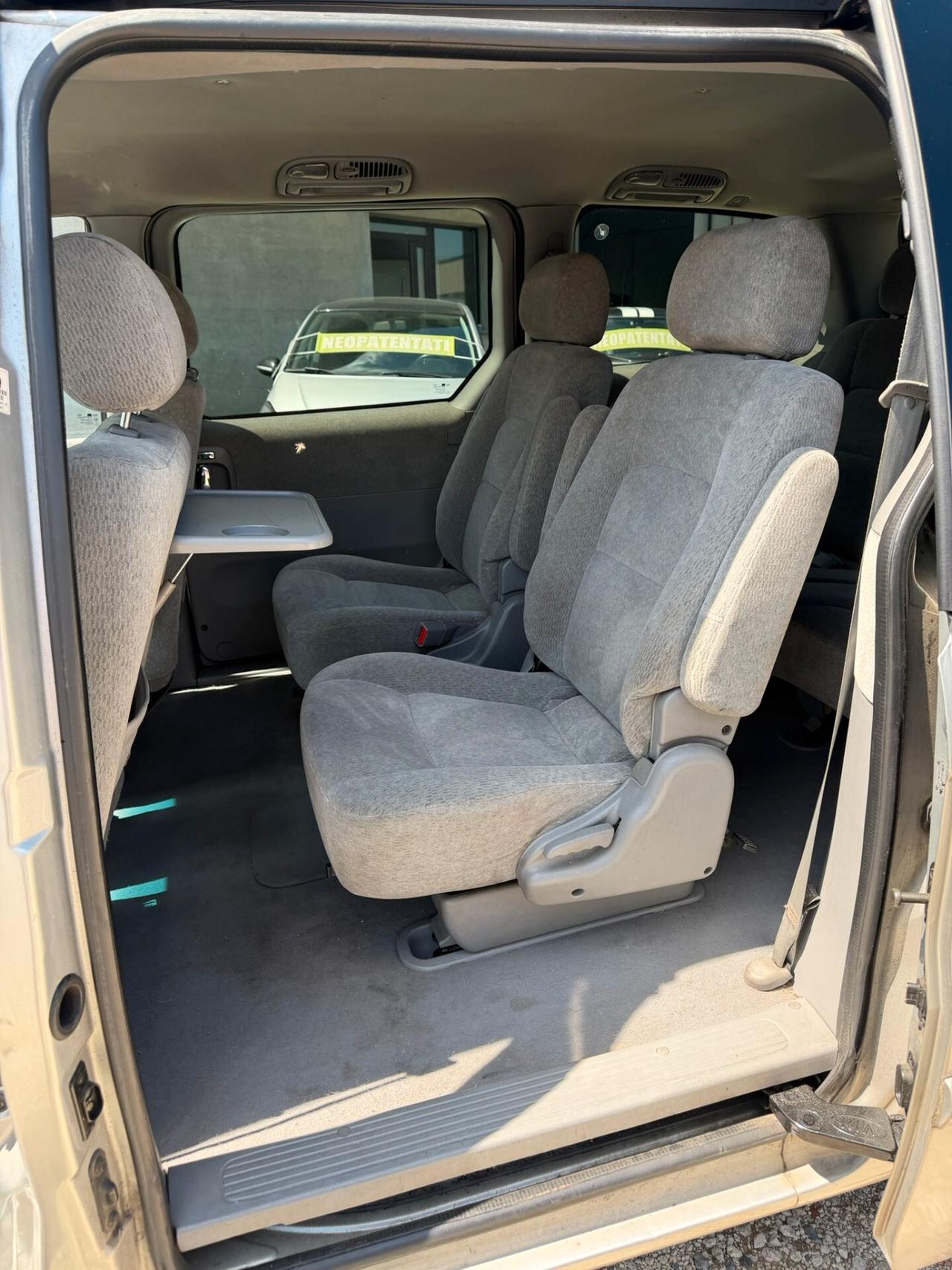Kia Carnival 2.9 16V CRDi cat Family