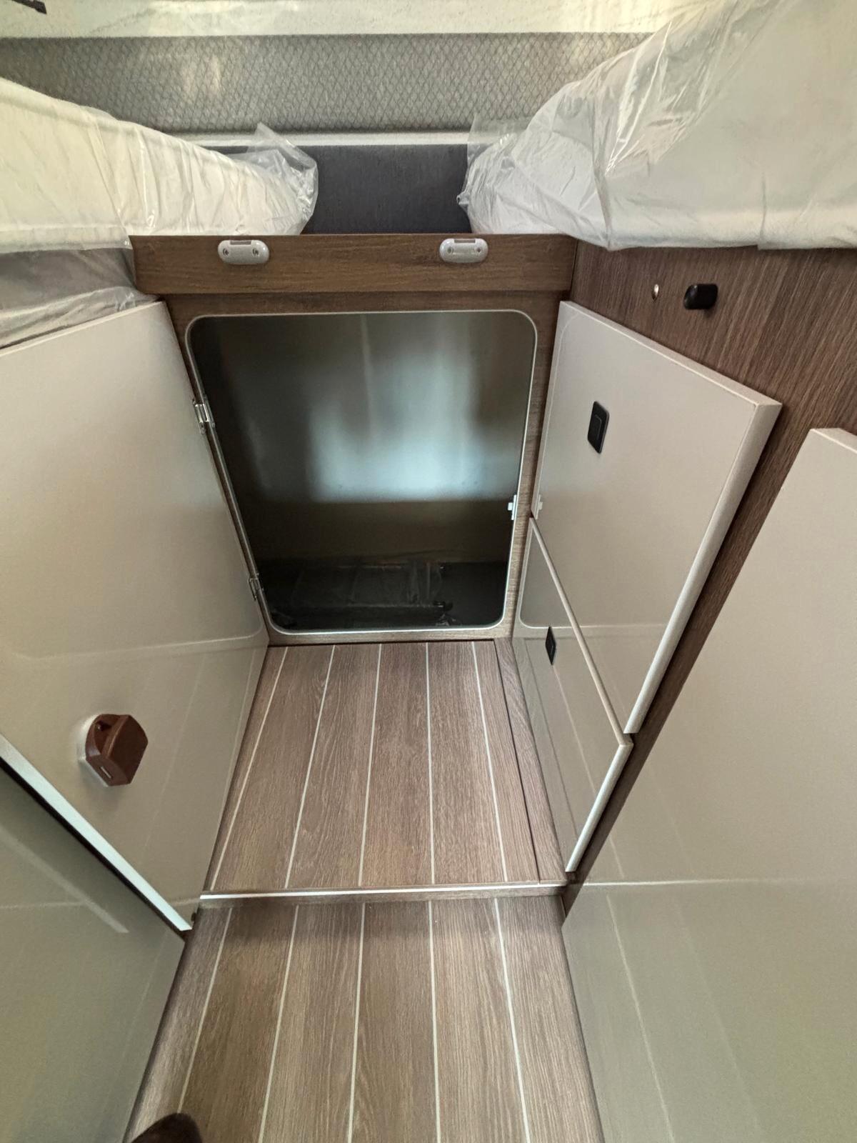 Ci International Magis 87 Integral Selekt camper