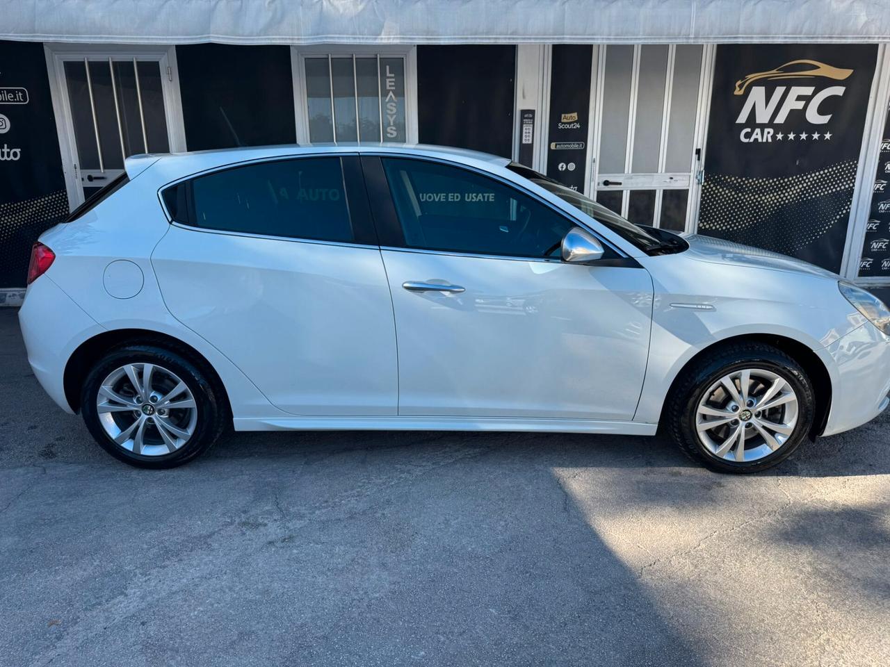 Alfa Romeo Giulietta 2.0 140 CV GANCIO TRAINO