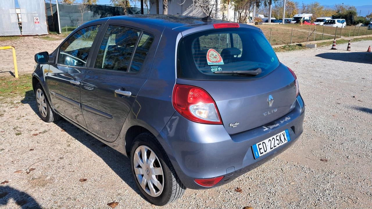 Renault Clio 1.2 16V 5 porte Dynamique