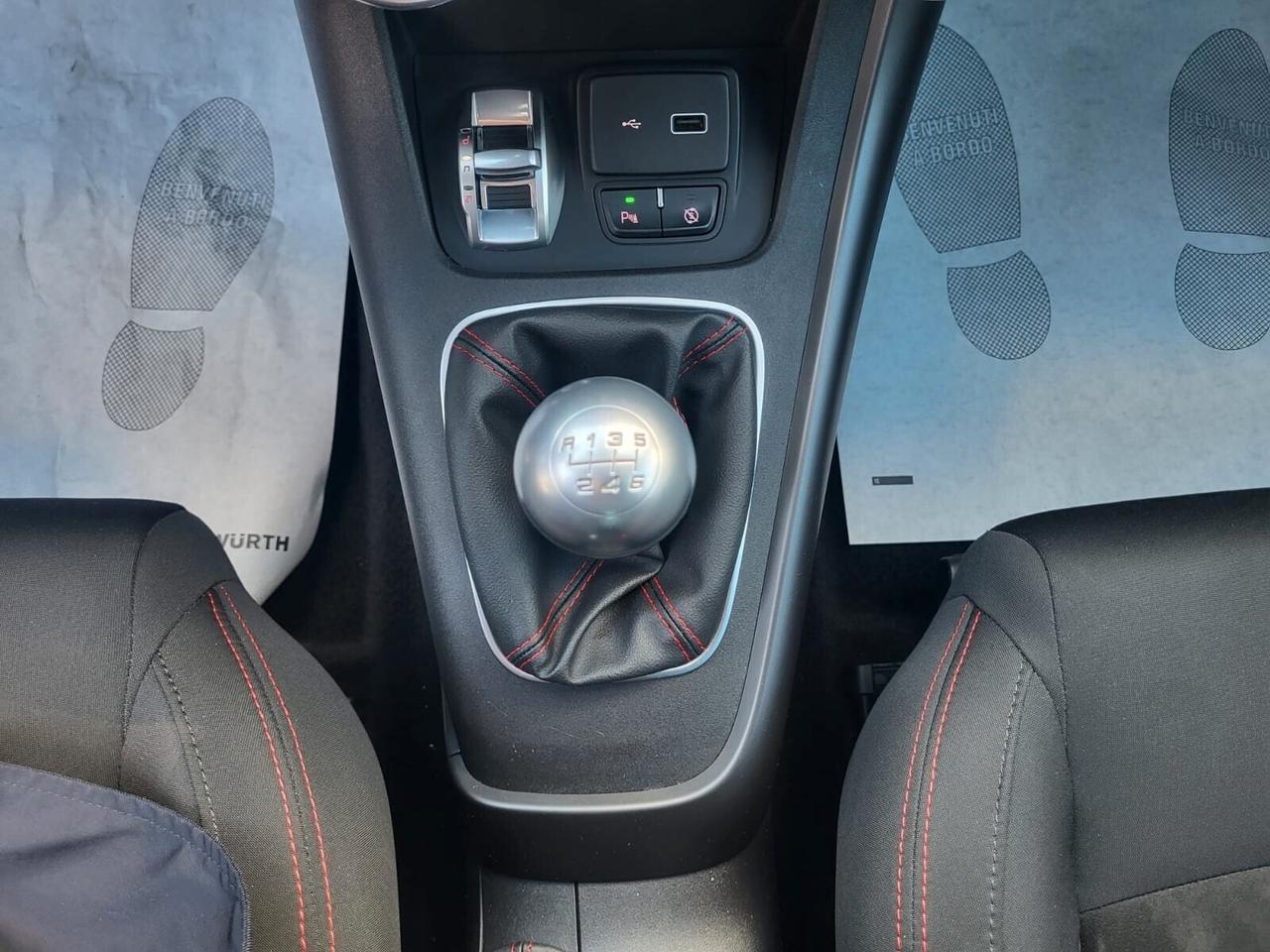 Alfa Romeo Giulietta 1.6 JTDm 120 CV Veloce Carbon Look