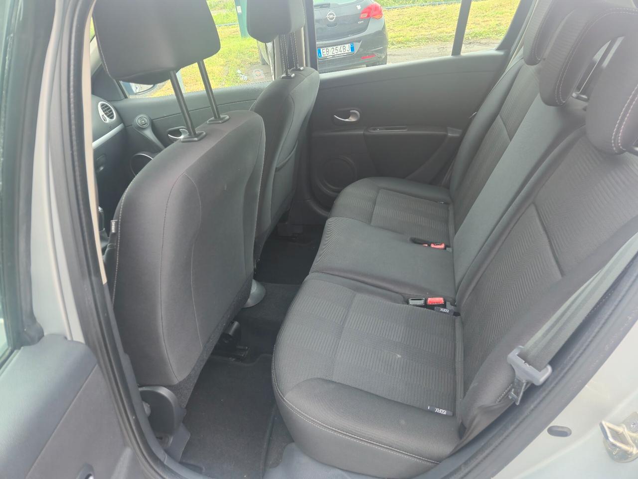Renault Clio 1.2 16V 5 porte Dynamique