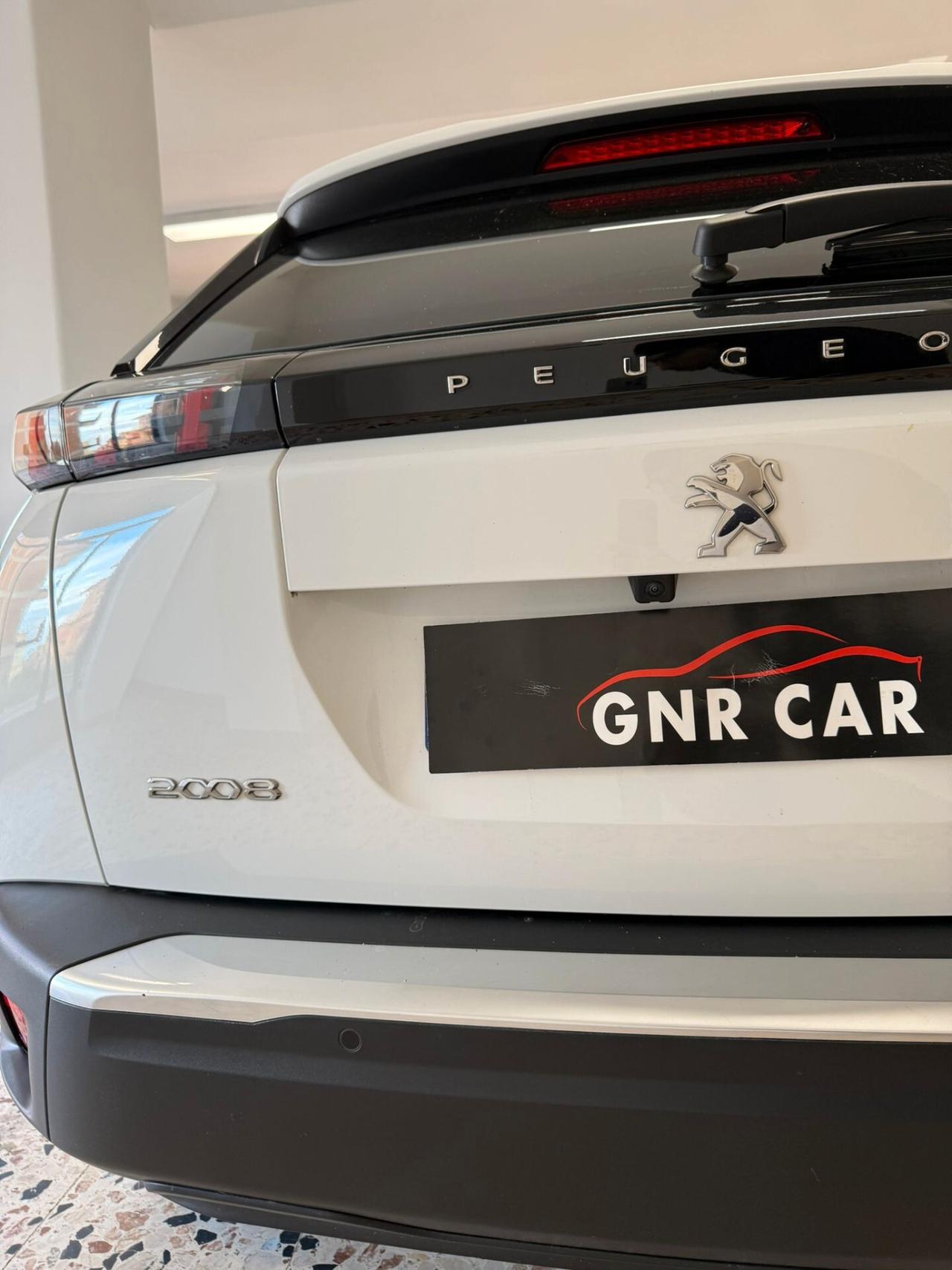 Peugeot 2008 BlueHDi 130 S&S EAT8 Allure