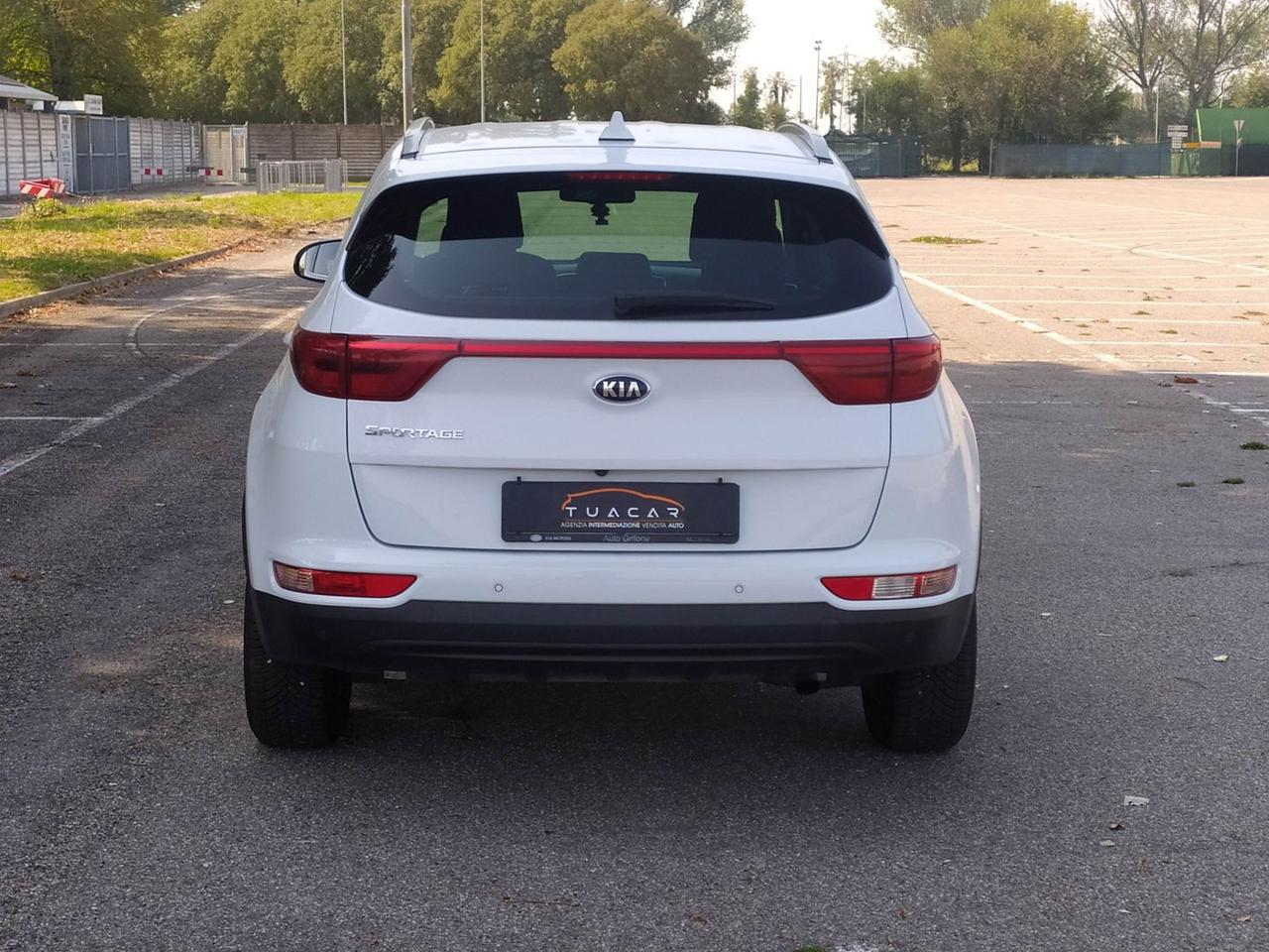 Kia Sportage Cool 1.6 GDI #12027