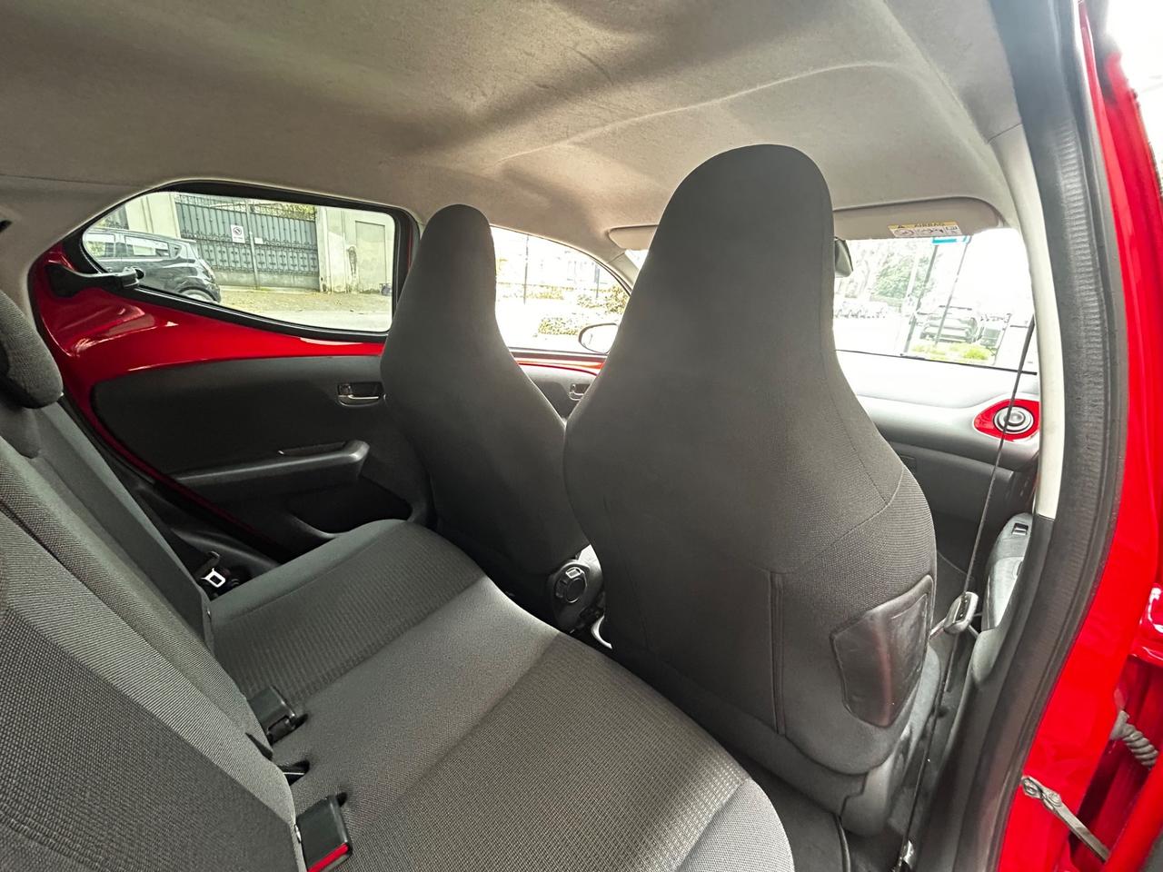 Toyota Aygo Connect x-clusiv 1.0 72cv 5p *NEOPATENTATI*STUPENDA*