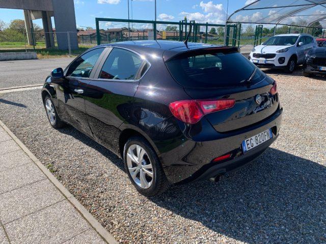 ALFA ROMEO Giulietta 1.6 JTDm-2 105 CV Distinctive