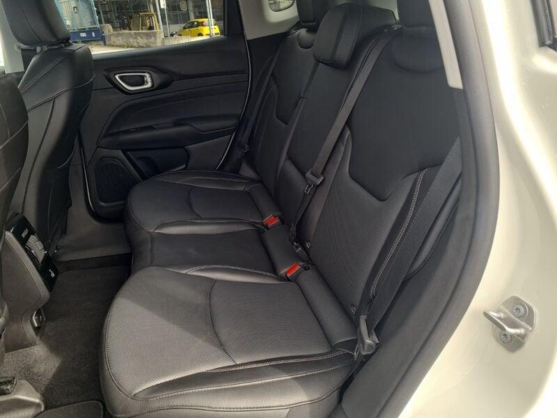 Jeep Compass e-Hybrid 1.5 Turbo MHEV T4 96kW Summit DDCT